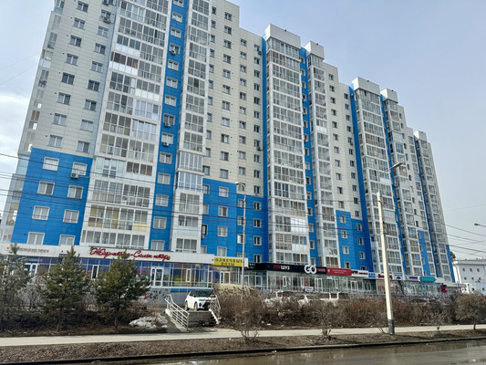 Снять  помещение свободного назначения